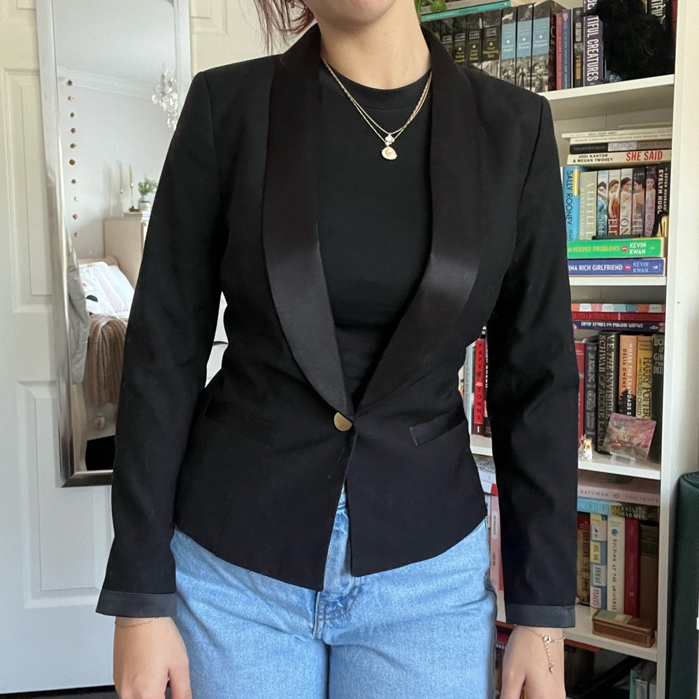 Forever 21 black blazer
